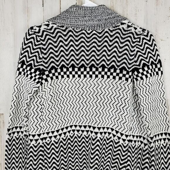 Gianni Bini Cardigan Sweater Black White Size XS - Picture 7 of 12